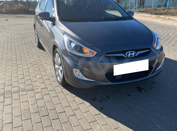 Hyundai Accent RB