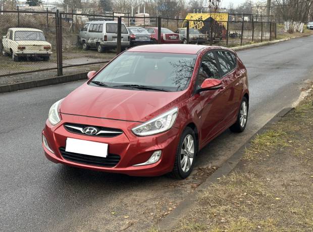 Hyundai Accent RB