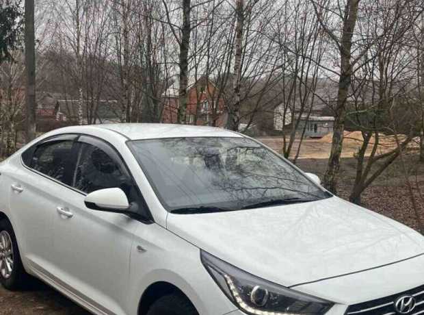 Hyundai Accent V