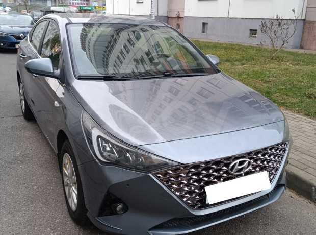 Hyundai Accent V
