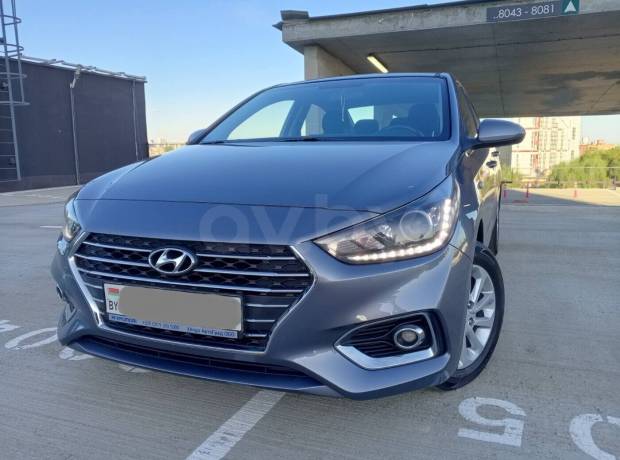 Hyundai Accent V