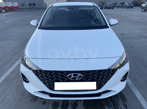 Hyundai Accent V