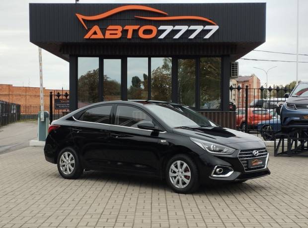 Hyundai Accent V