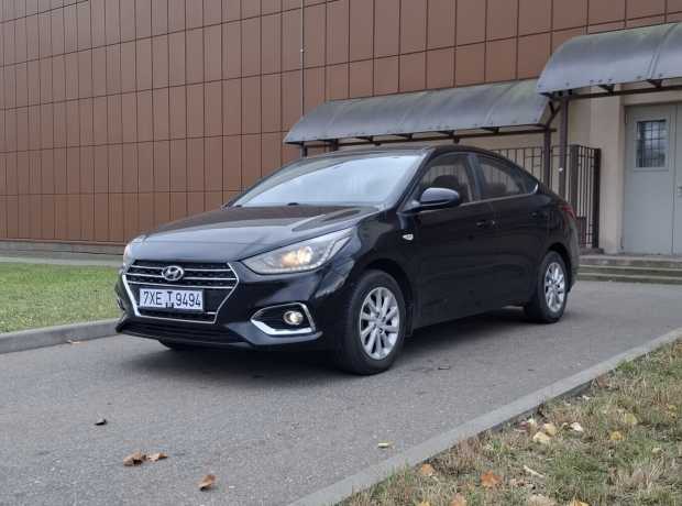 Hyundai Accent V