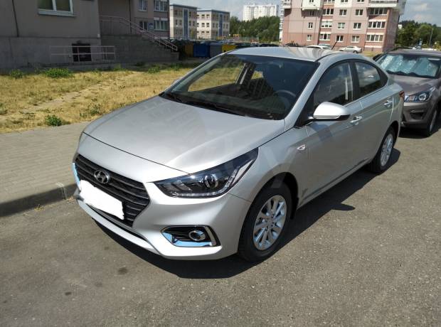 Hyundai Accent V