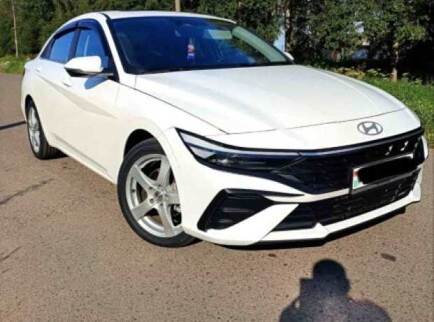 Hyundai Elantra CN7  Рестайлинг, 2024, пробег 20000 км