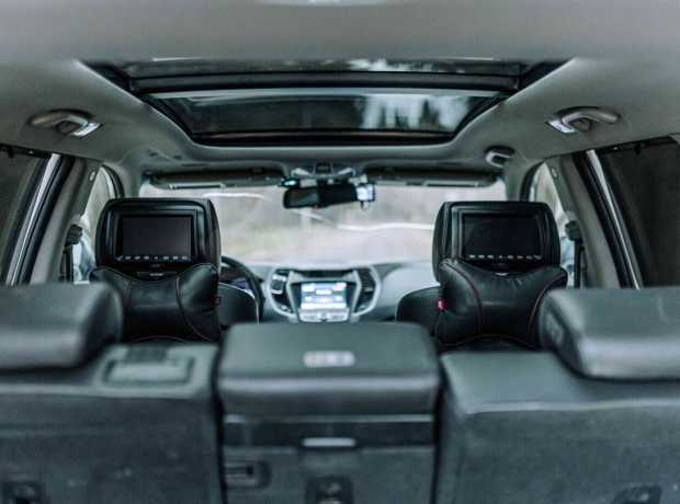 Hyundai Grand Santa Fe III