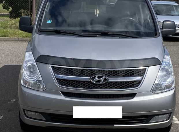 Hyundai Grand Starex I