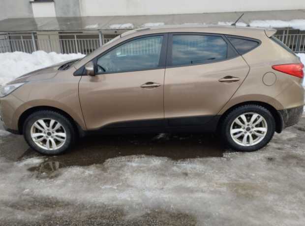 Hyundai ix35 I  Рестайлинг, 2014, пробег 155000 км