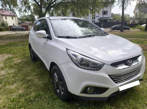 Hyundai ix35 I  Рестайлинг, 2015, пробег 100000 км