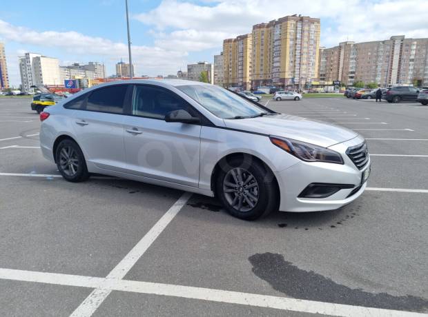 Hyundai Sonata LF