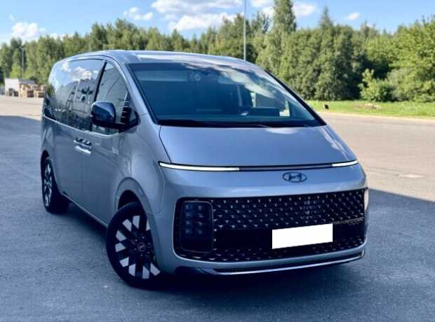 Hyundai Staria , 2021, пробег 10050 км