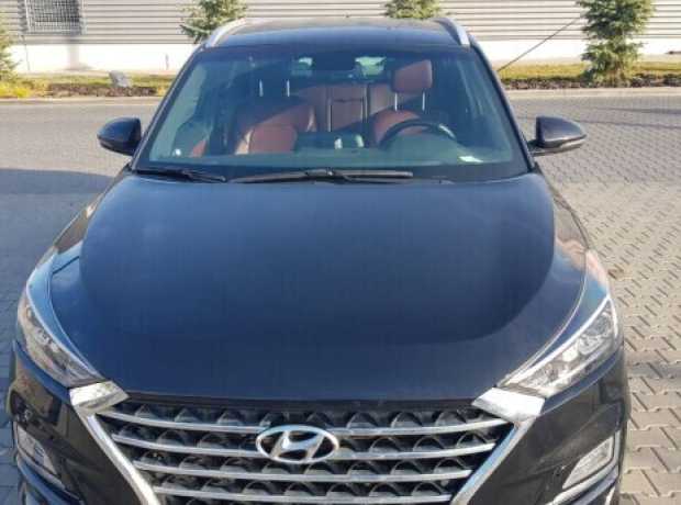 Hyundai Tucson III  Рестайлинг, 2019, пробег 99000 км