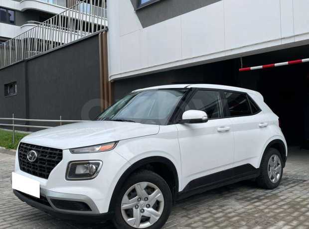 Hyundai Venue I