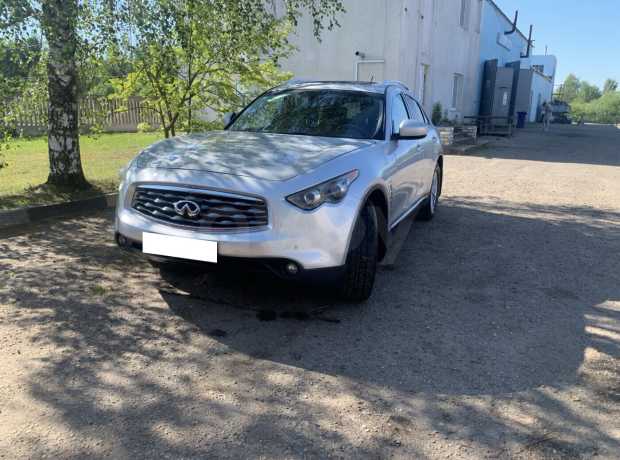 Infiniti FX II