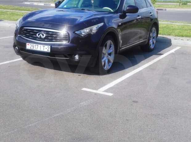 Infiniti FX II