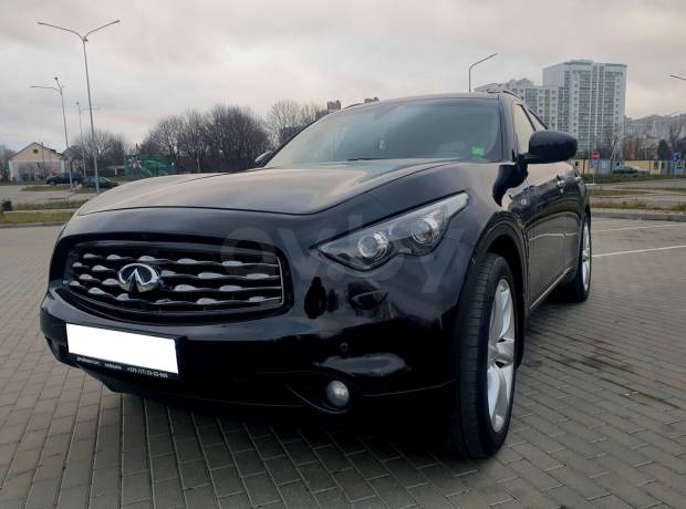 Infiniti FX II