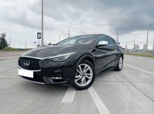 Infiniti Q30 , 2017, пробег 105000 км