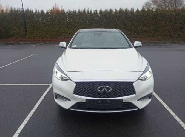 Infiniti Q30 , 2018, пробег 70000 км
