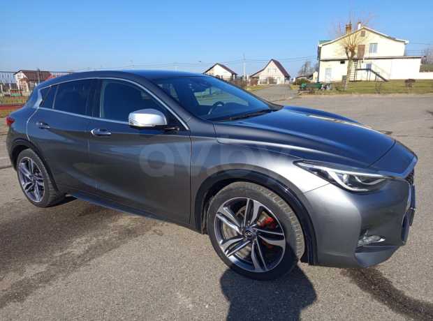 Infiniti Q30 I