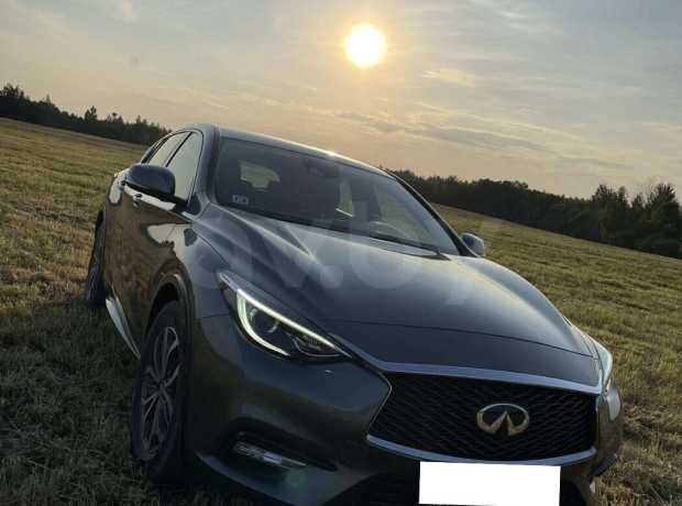 Infiniti Q30 I