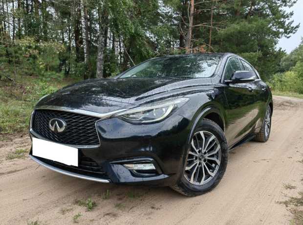 Infiniti Q30 I