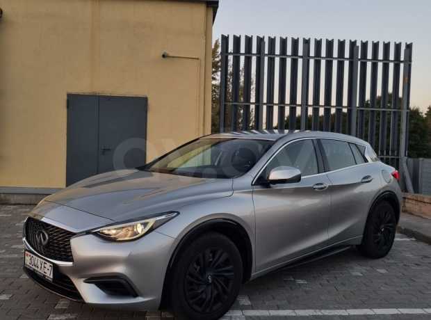 Infiniti Q30 I