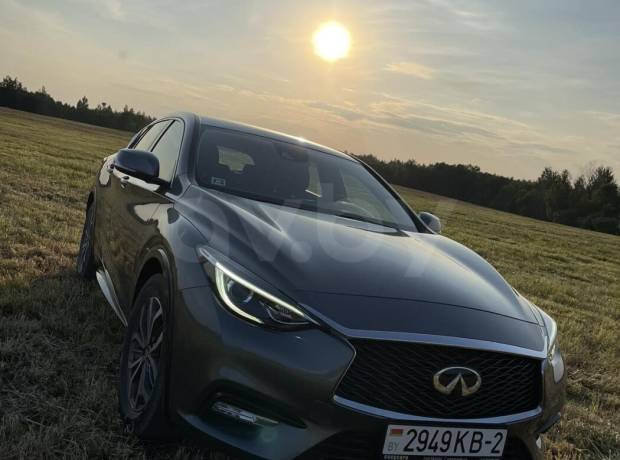 Infiniti Q30 I