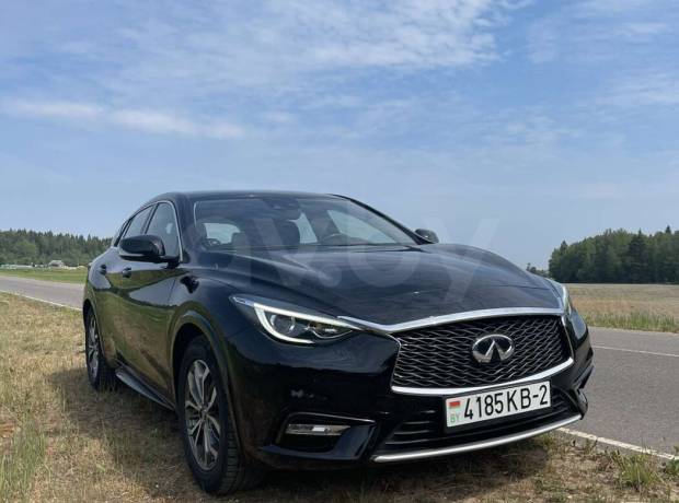 Infiniti Q30 I