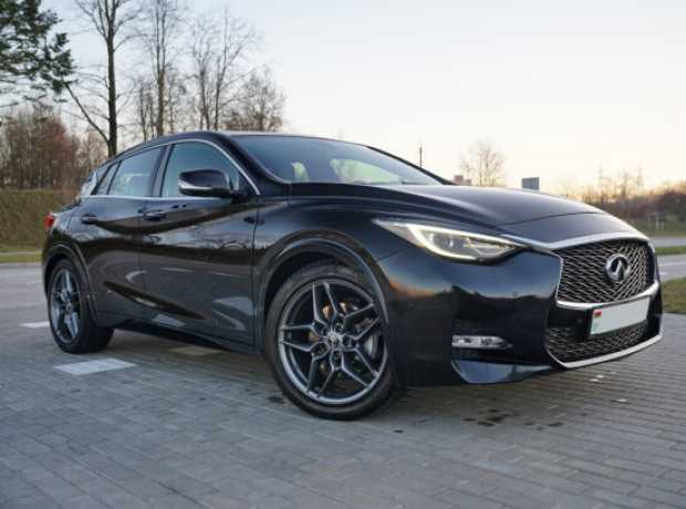 Infiniti QX30 , 2017, пробег 84500 км