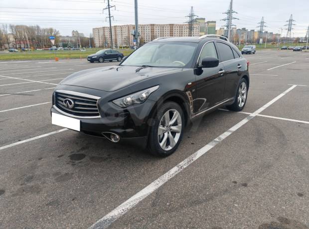 Infiniti QX70 I