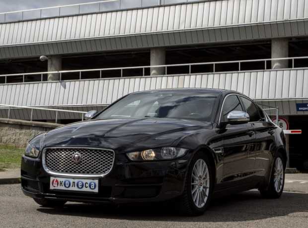 Jaguar XE I