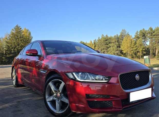 Jaguar XE I