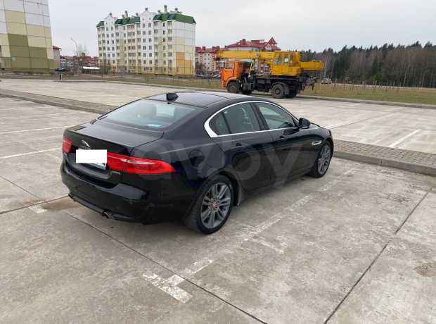 Jaguar XE I