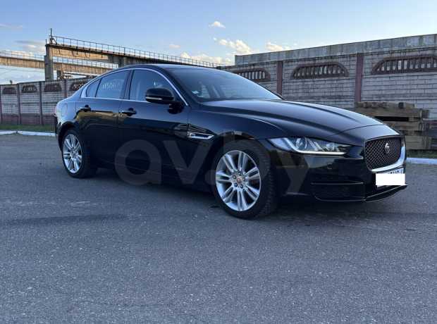 Jaguar XE I