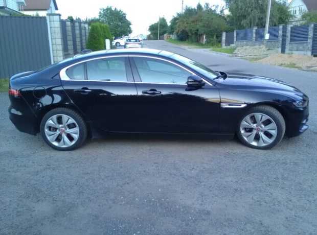 Jaguar XE I  Рестайлинг, 2019, пробег 80000 км