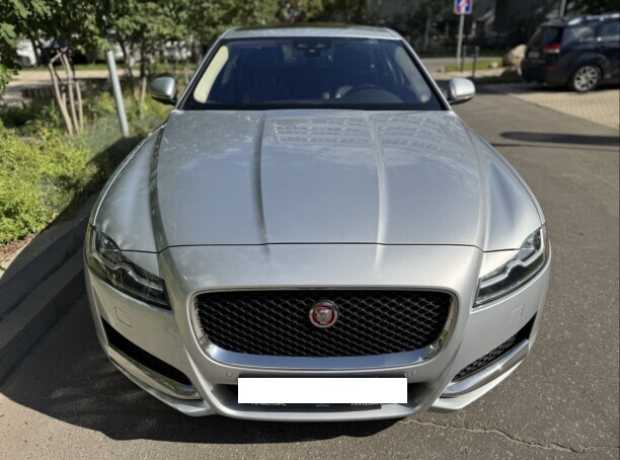 Jaguar XF X260, 2019, пробег 89500 км Jaguar XF X260, 2019, пробег 89500 км