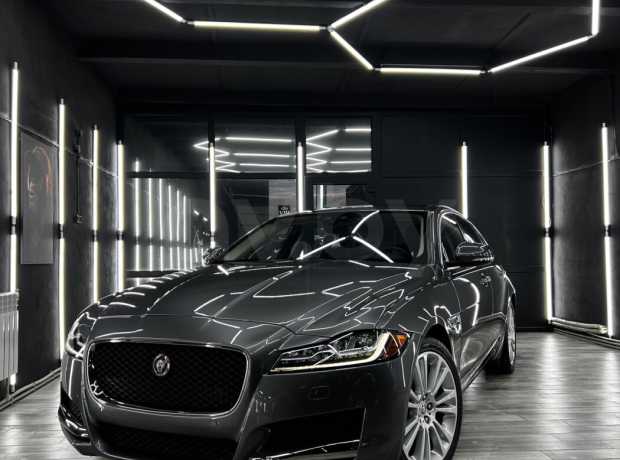 Jaguar XF X260