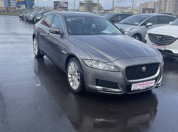 Jaguar XF X260