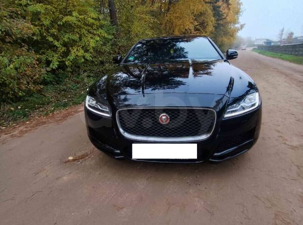 Jaguar XF X260