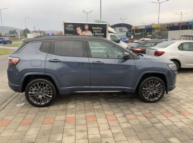 Jeep Compass II  Рестайлинг, 2021, пробег 25000 км