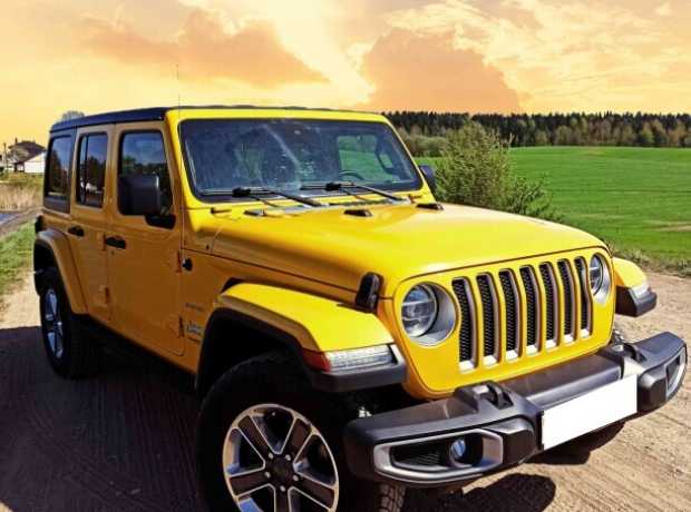 Jeep Wrangler JL, 2019, пробег 65000 км Jeep Wrangler JL, 2019, пробег 65000 км