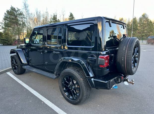 Jeep Wrangler JL