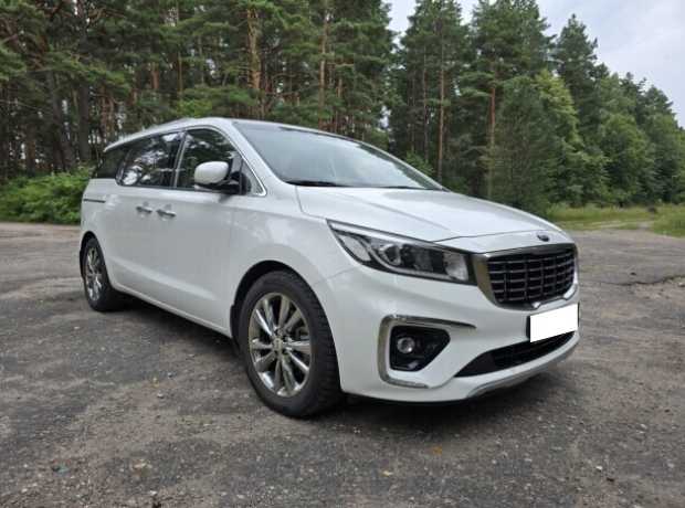 Kia Carnival III, 2018, пробег 112000 км