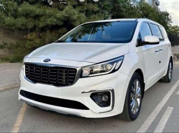 Kia Carnival III, 2018, пробег 114000 км