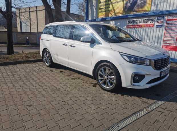 Kia Carnival III, 2019, пробег 127600 км