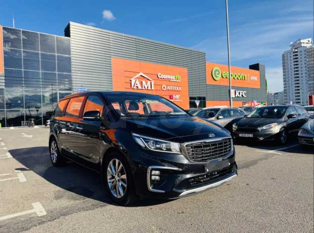 Kia Carnival III