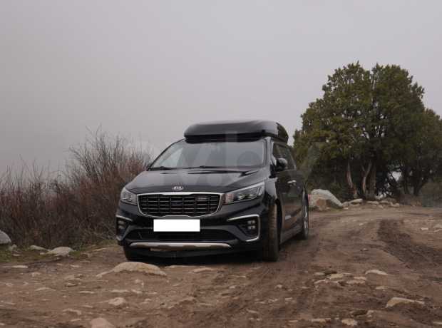Kia Carnival III