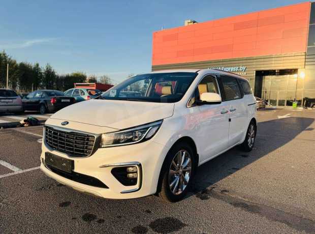 Kia Carnival III