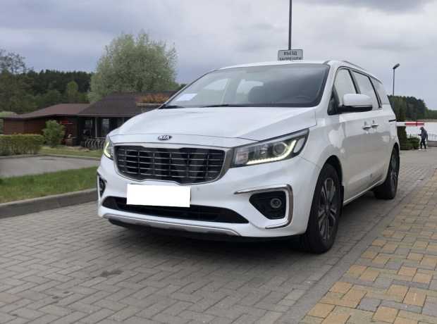 Kia Carnival III